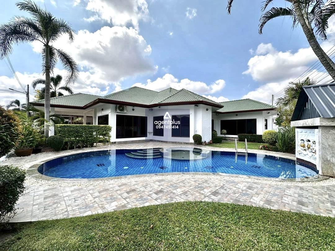 ขาย !! บ้านเดี่ยวชั้นเดียวพร้อมสระว่ายน้ำ ในหมู่บ้าน – ซอยสยามคันทรีคลับ