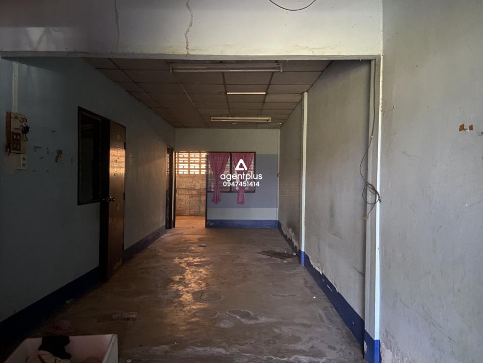 ทาวน์เฮ้าส์ชั้นเดียว ตั้งอยู่ใกล้แหล่งชุมชน การคมนาคมสะดวก โครงการบ้านสินทรัพย์ แกลง