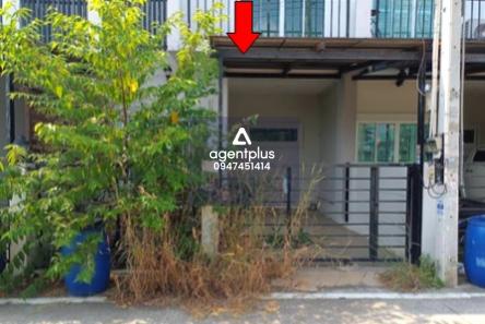 ทาวน์เฮ้าส์สไตล์โมเดิร์น ราคาคุ้ม โครงการโมเดิร์นเพลส  ฟังก์ชันครบ พร้อมเข้าอยู่