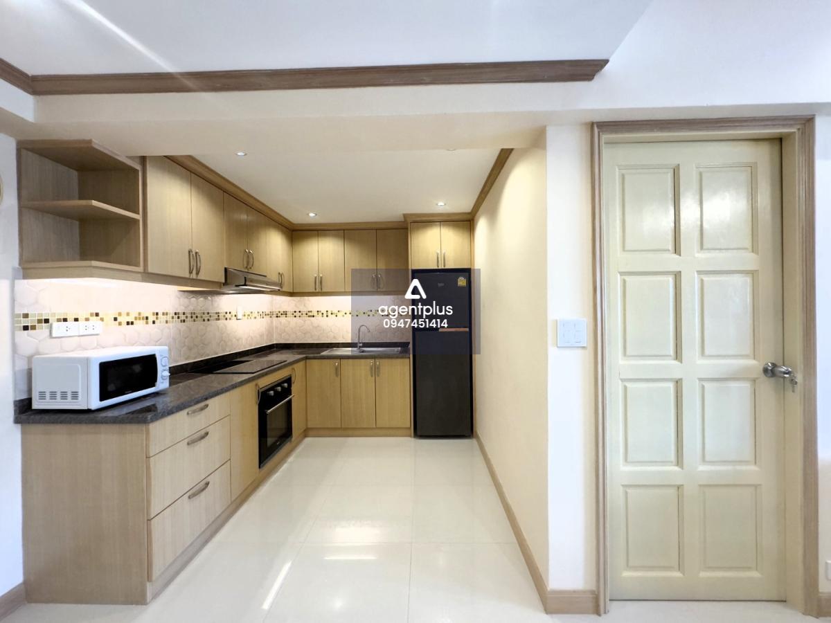 ห้องใหญ่สไตล์คอนโดหรูตกแต่งครบพร้อมอยู่ใจกลางเทพประสิทธิ์