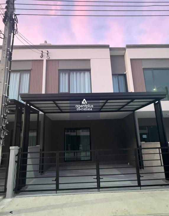 ทาวน์โฮมให้เช่า พลีโน่ สุขุมวิท บางนา 3 ใกล้เมกะบางนา ทำเลดี เงียบสงบ เหมาะสำหรับครอบครัวหรือคนทำงานย่านบางนา