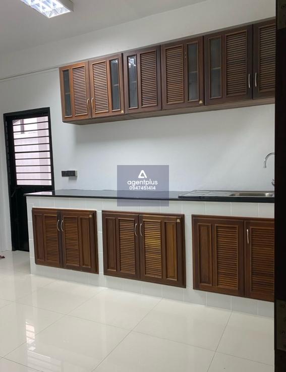 ขายบ้าน โฮมออมฟิส อยู่ในซอย ลาดพร้าว26 ห่างMRT ลาดพร้าว 300 ม