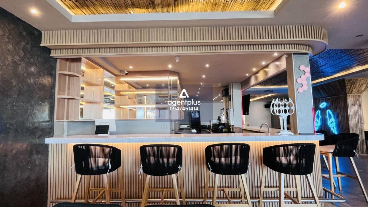 *เซ้งกิจการห้องพัก 18 ห้อง + ร้านอาหาร & บาร์