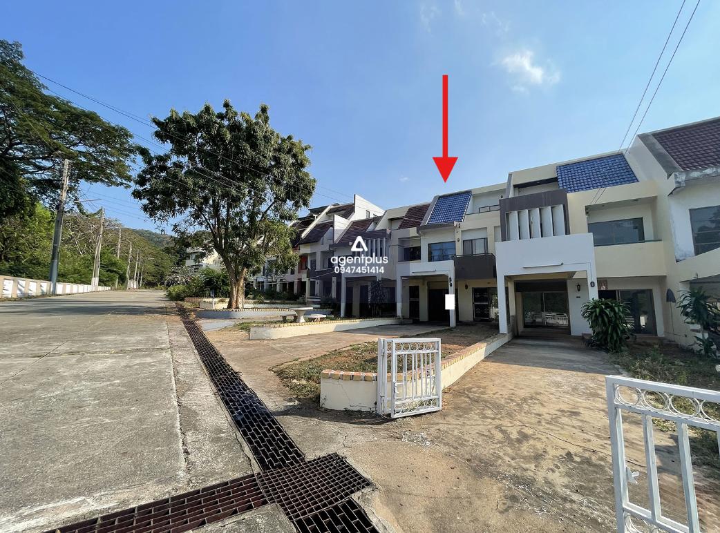 ทาวน์เฮ้าส์ 2 ชั้น ทำเลดี การคมนาคมสะดวก สาธารณูปโภคครบครัน โครงการฮีสเทิร์นฮิลล์