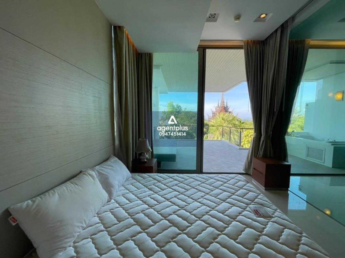 The Sanctuary Wong Amat คอนโดติดทะเล หาดส่วนตัว เดินลงทะเลได้จริง 