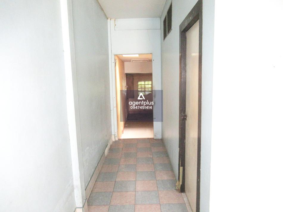 บ้านเดี่ยวชั้นเดียว ตกแต่งพร้อมอยู่ ทำเลดี การคมนาคมสะดวก ติดถนนวิชิตสงคราม สาธารณูปโภคครบครัน