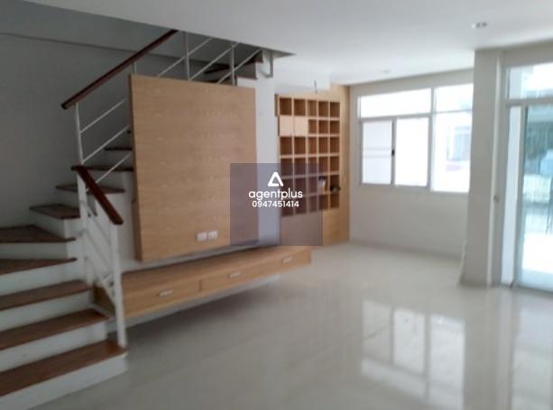 ขาย ทาวน์เฮ้าส์ โครงการ เดอะมิราเคิล(สาทร-กัลปพฤกษ์)