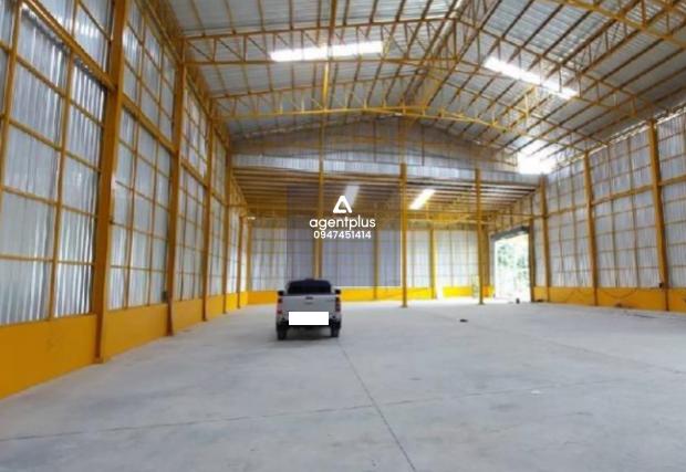 ให้เช่า โกดัง คลังสินค้า แบ่งให้เช่า รับฝาก รับบริการส่งของในนิคมพัฒนา