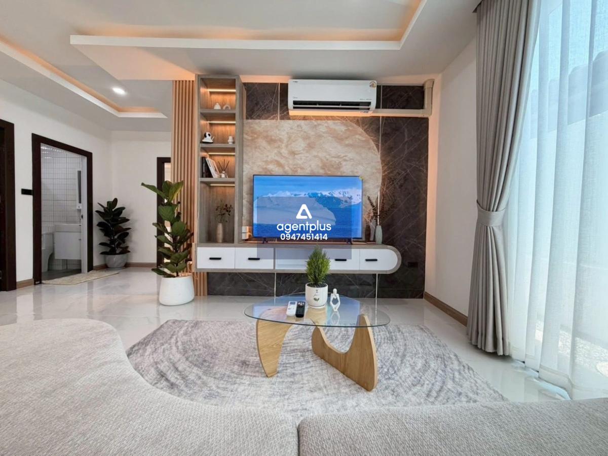 ขายบ้านเดี่ยวพูลวิลล่า ใกล้ห้างเทอมินอล21 เลียบทางรถไฟพัทยาเหนือ