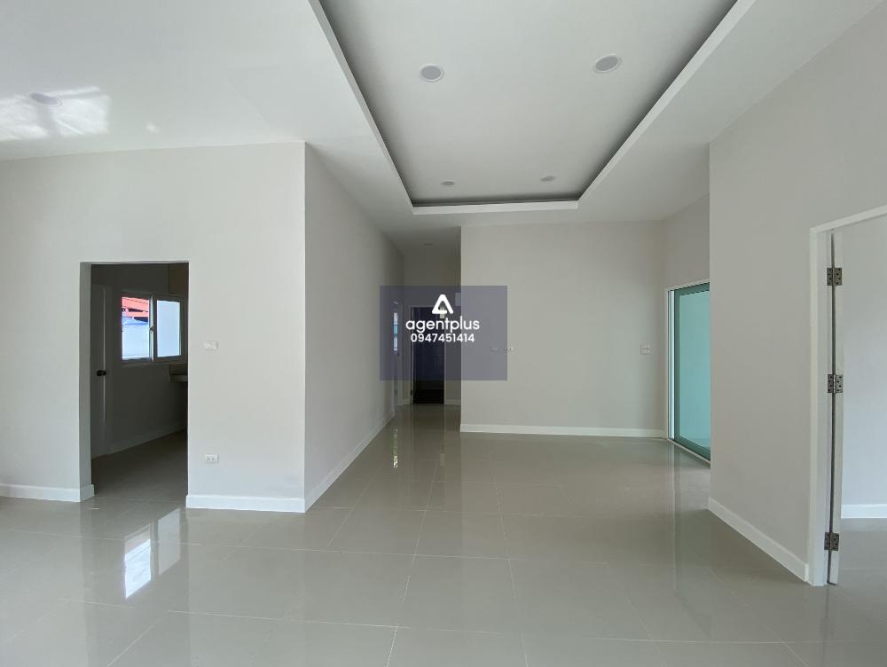 บ้านเดี่ยวชั้นเดียว ห่างจากถนนสุขุมวิท(ทล.3) เดอะ ปาล์มพลา บีช บ้านฉาง ใกล้ถนนเทศบาล 34 เดินทางเข้า-ออกสะดวก