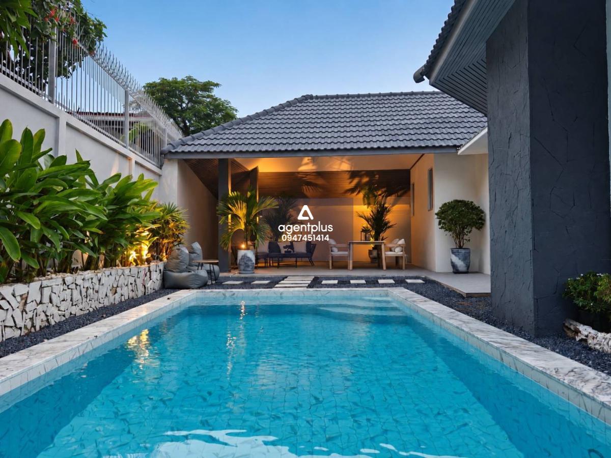 ขายบ้านพูลวิลล่าชั้นเดียว Srisuk Villa พัทยา 4 ห้องนอน รีโนเวทใหม่ทั้งหลัง