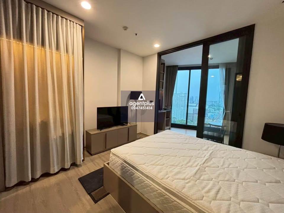 ให้เช่าคอนโด 1 ห้องนอน พัทยากลาง  ใกล้หาด เดินทางสะดวก