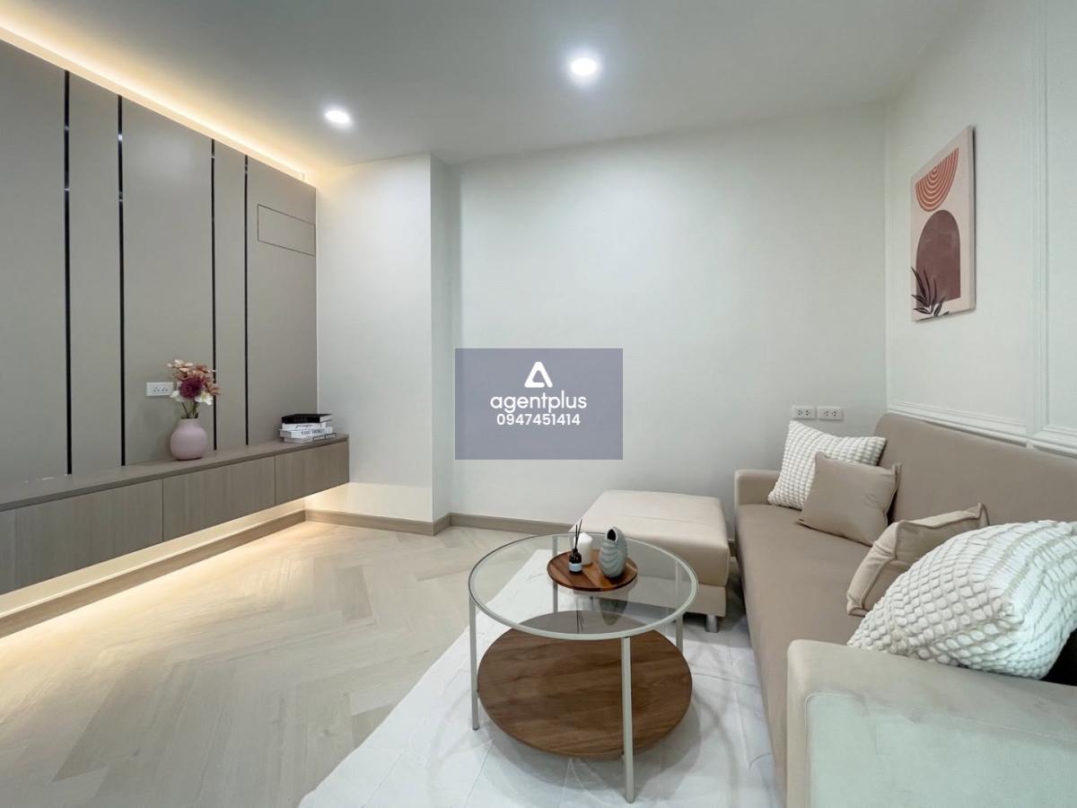 ขายคอนโด 1 ห้องนอน ลาดพร้าว 101  รีโนเวทใหม่ เฟอร์ครบ พร้อมอยู่