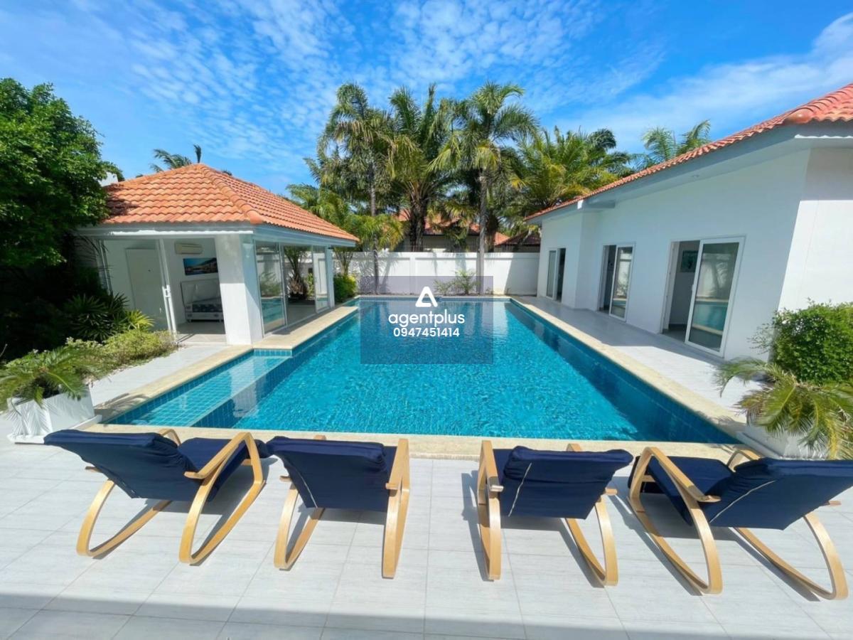 วิลล่าหลังใหญ่ ติดทะเล บนเขาพระตำหนัก Majestic Residence พัทยา