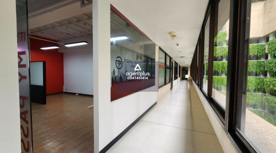 ออฟฟิสให้เช่า ใจกลางสุขุมวิม อโศกทาวเวอร์ การเดินทางแสนสะดวกสบาย ใกล้แหล่งอำนวยความสะดวกมากมาย เหมาะมาก สำหรับผู้ที่เพิ่งเปิดบริษัทใหม่ หรือ ธุรกิจออนไลน์ต่างๆ