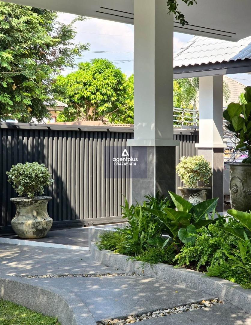 ให้เช่าพูลวิลล่าชั้นเดียว 3 ห้องนอน พัทยา สระว่ายน้ำส่วนตัว สวนสวย รีโนเวทใหม่ ใกล้โรงเรียนนานาชาติ