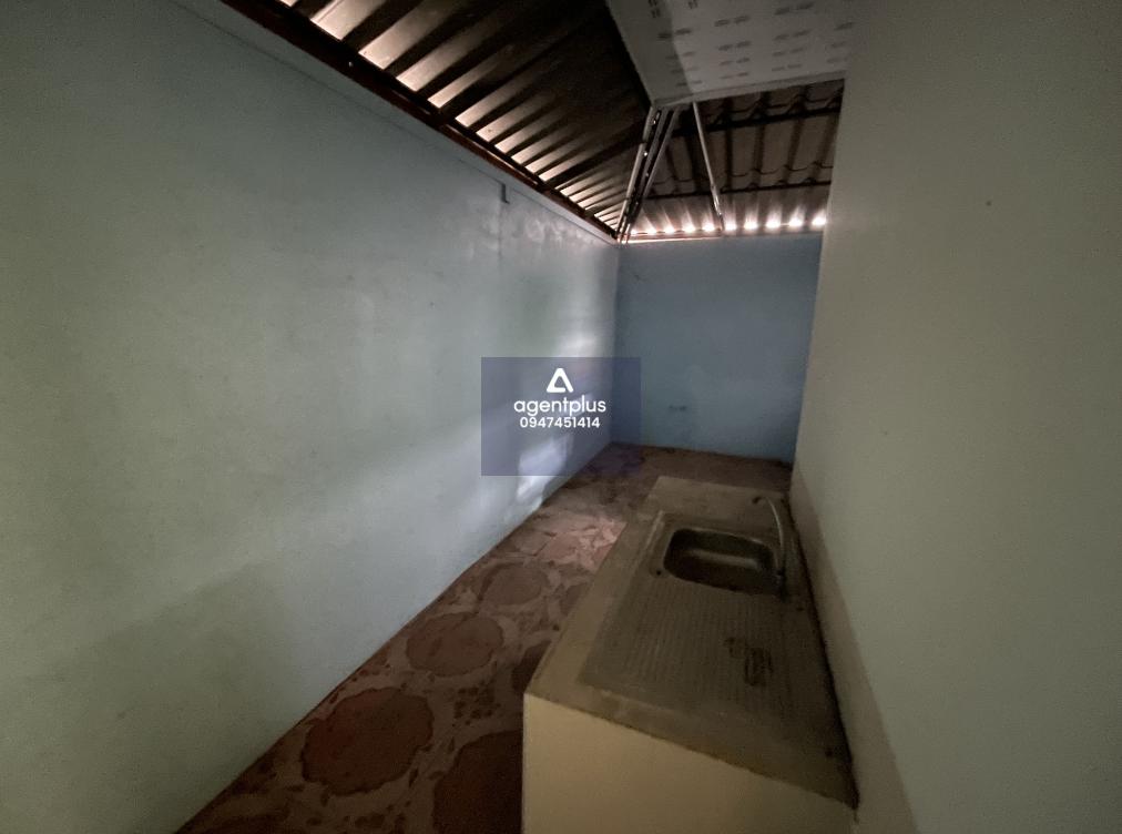 บ้านเดี่ยวชั้นเดียว ภายในกว้างขวางด้วยพื้นที่ใช้สอยขนาด 158 ตร.ม. ทำเลโครงการติดถนนปลวกแดง-ห้วยปราบ(รย.3013) เป็นโครงการขนาดใหญ่ เดินทางเข้า-ออกสะดวก โครงการสมาร์ทแลนด์ พาร์คฮิลล์ ระยอง