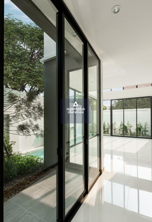 WINSTON The Private Residence Collection  (วินสตัน เดอะ ไพรเวท เรซิเดนซ์ คอลเลกชั่น) บ้านเดี่ยว 3 ชั้น ถูกที่สุดในเมืองทอง ยูนิตสุดท้าย!! ใจกลางเมืองทองธานี 800 เมตรถึงทางด่วน ใกล้รถไฟฟ้าสายสีชมพู