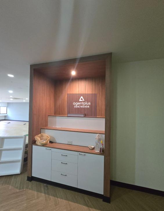 *ให้เช่าสำนักงานอาคารอมรพันธุ์ 205 ทาวเวอร์ 2 ใกล้ MRT ศูนย์วัฒนธรรม และ ห้วยขวาง (เดิน 10 นาที)