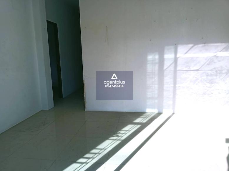 บ้านเดี่ยว โครงการสุขใจ 99 ปลวกแดง ทำเลโครงการใกล้ถนนปลวกแดง-ห้วยปราบ (รย.3013) เดินทางเข้า-ออกสะดวก