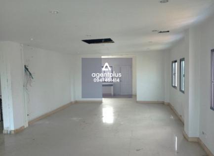 อาคารพาณิชย์ อัปเปอร์ อ่อนนุช ถนนพัฒนาการ ทำเลศักยภาพ ใกล้แหล่งชุมชน