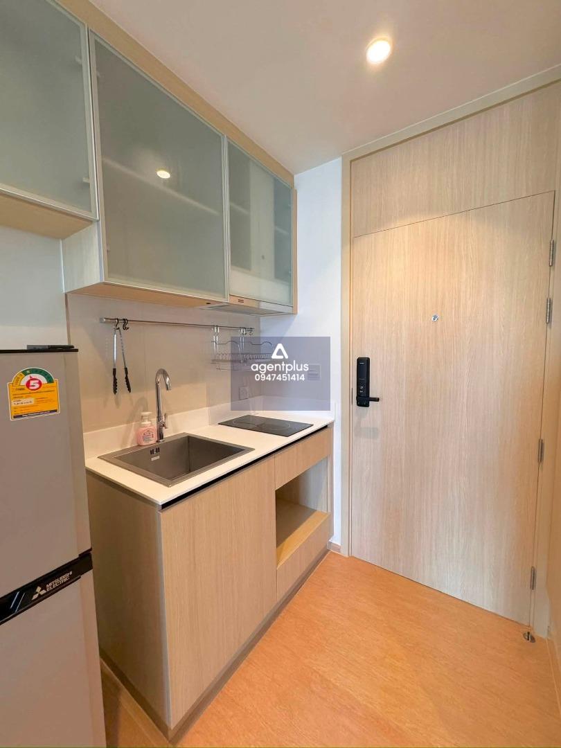 ให้เช่าคอนโด 1 ห้องนอน ใกล้ BTS เอกมัย เพียง 500 เมตร แต่ง Modern Luxury พร้อมเข้าอยู่