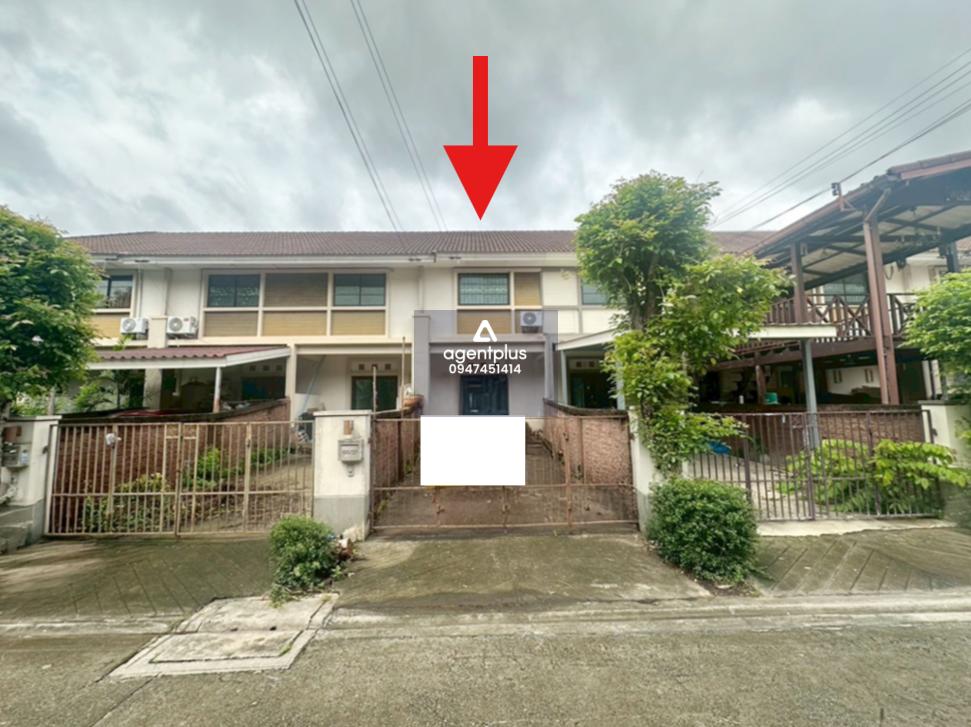 ทาวน์เฮ้าส์ 2 ชั้น โครงการบาหลี บีช วิลล่า ทาวน์เฮ้าส์ 2 ชั้น การคมนาคมสะดวก ติดถนนเทพราช-ลาดกระบัง