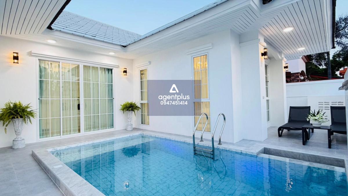 ขายบ้านพูลวิลล่าเดี่ยวซอยเนินสยาม หมู่บ้าน ตาตะวัน เฟอร์ครบหิ้วกระเป๋าเข้าอยู่ได้เลย