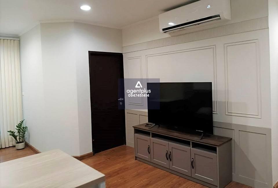 เช่าคอนโด 1 ห้องนอน สุขุมวิท 42 ใกล้ BTS เอกมัย  รีโนเวทใหม่ เฟอร์นิเจอร์ครบ พร้อมอินเทอร์เน็ต