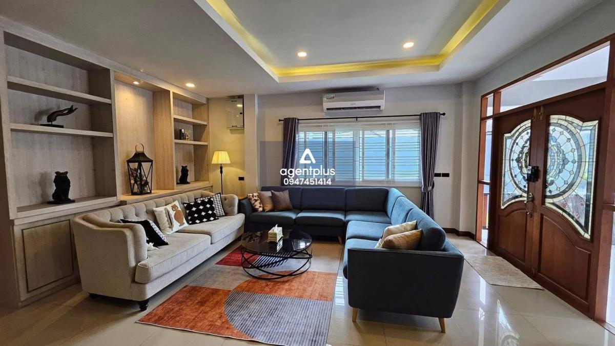  ให้เช่าบ้านเดี่ยว 4 ห้องนอน หนองปรือ พัทยา | พื้นที่กว้าง สระส่วนตัว พร้อมสไลเดอร์