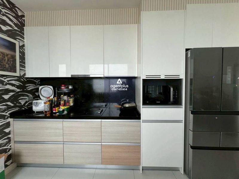 *ขายคอนโด โควต้าต่างชาติ รีเฟลคชั่น จอมเทียนบีช พัทยา วิวทะเล มีลิฟท์ส่วนตัว