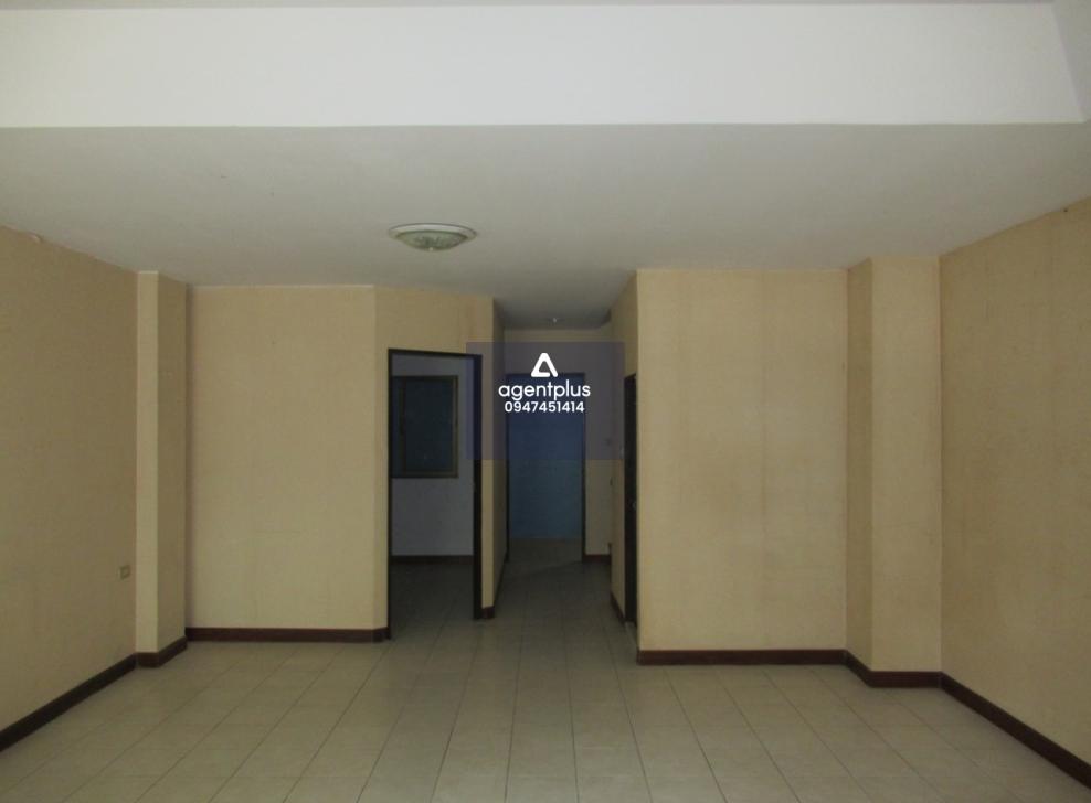 ทาวน์เฮ้าส์ 2 ชั้น ถนนสุขุมวิท (ทล.3) โครงการรัฐกิจ การคมนาคมสะดวก สาธารณูปโภคครบครัน ใกล้แหล่งชุมชน แหล่งท่องเที่ยว เหมาะกับการอยู่อาศัย