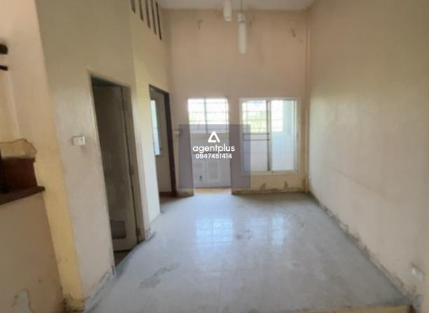 ขาย ทาวน์เฮ้าส์ โครงการ โรยัลสายไหมวิลเลจ