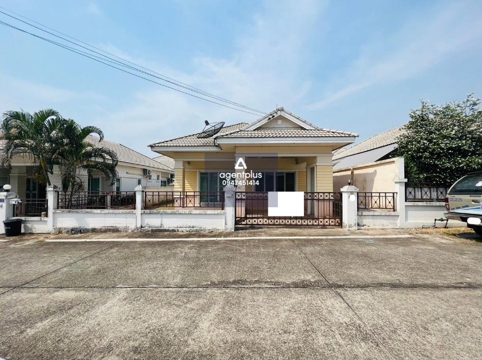 บ้านเดี่ยวชั้นเดียว ทำเลดี ติดถนนแยกเจ-เกษมพล (ทล.332) อิสตินี พาร์ค 5 ชลบุรี เดินทางเข้า-ออกสะดวก อยู่ในย่านชุมชน