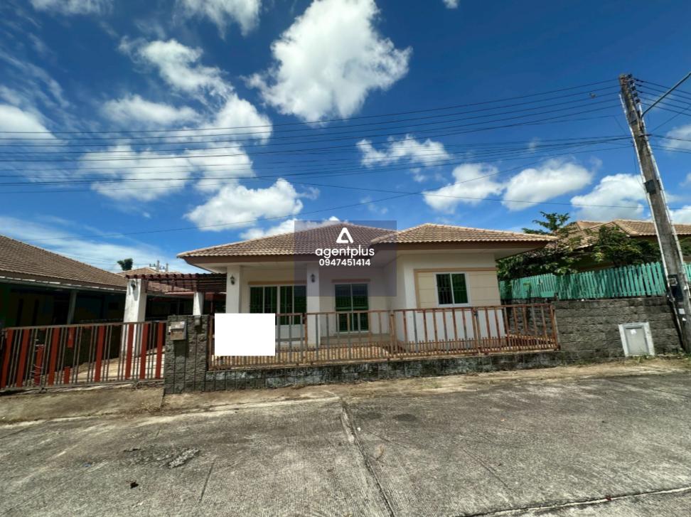 โครงการโอโซนวิลล่า บ้านเดี่ยวชั้นเดียว ภายในกว้างขวาง ทำเลใกล้ถนนสายหลักสุขุมวิท (ทล.3) 1.3 กม. การคมนาคมสะดวก สาธารณูปโภคพื้นฐานครบ