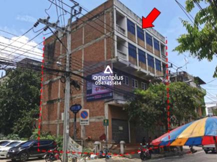 อาคารพาณิชย์ 4 ชั้น 3 คูหา ทำเลบางแวก ภาษีเจริญ