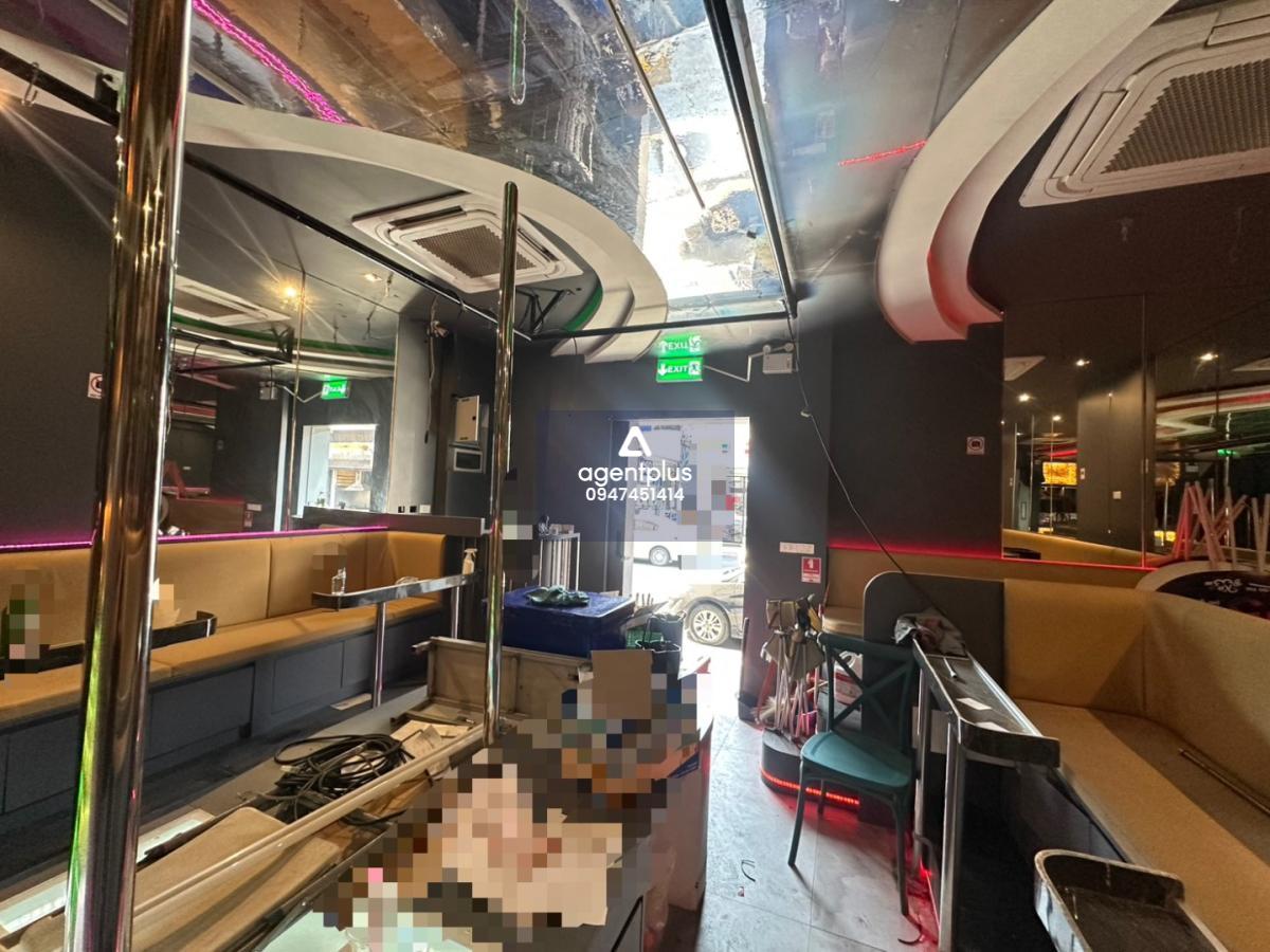 เซ๊งกิจการบาร์อโกโก้ 1คูหา 2ชั้นในถนน Walking Street