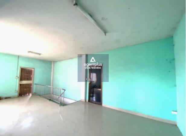 ขาย อาคารพาณิชย์ ถนน คู่ขนานมอเตอร์เวย์ ชลบุรี