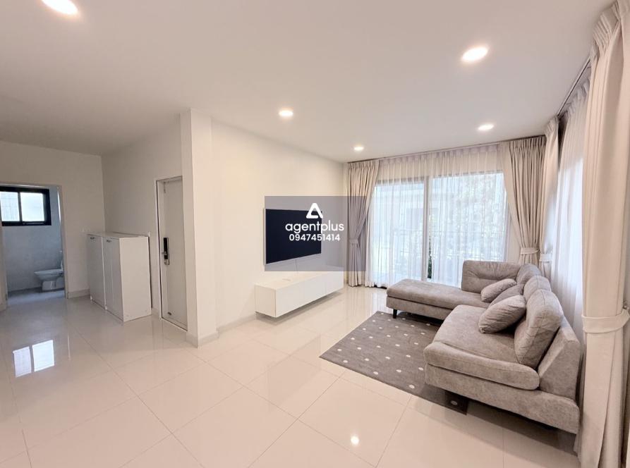 บ้านเดี่ยวหรู พร้อมอยู่ Centro Bangna ใกล้เมกา บางนา บรรยากาศส่วนตัว