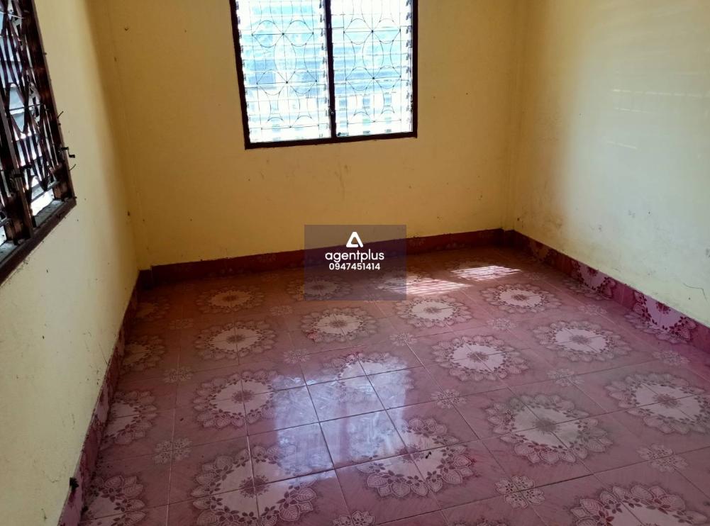 ทรัพย์สมบัติ ปลวกแดง บ้านเดี่ยวชั้นเดียว การคมนาคมสะดวก ทำเลที่ตั้งอยู่ในแหล่งชุมชน