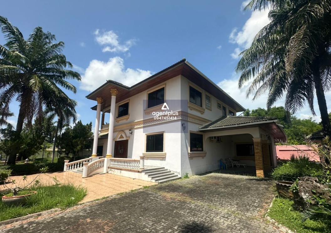 ขาย พูลวิลล่าหรูสไตล์โมเดิร์น พร้อมวิวภายในที่สวยงาม ตกแต่งครบ พร้อมเข้าอยู่ได้ทันที ทำเลดี เงียบสงบ เป็นส่วนตัว 