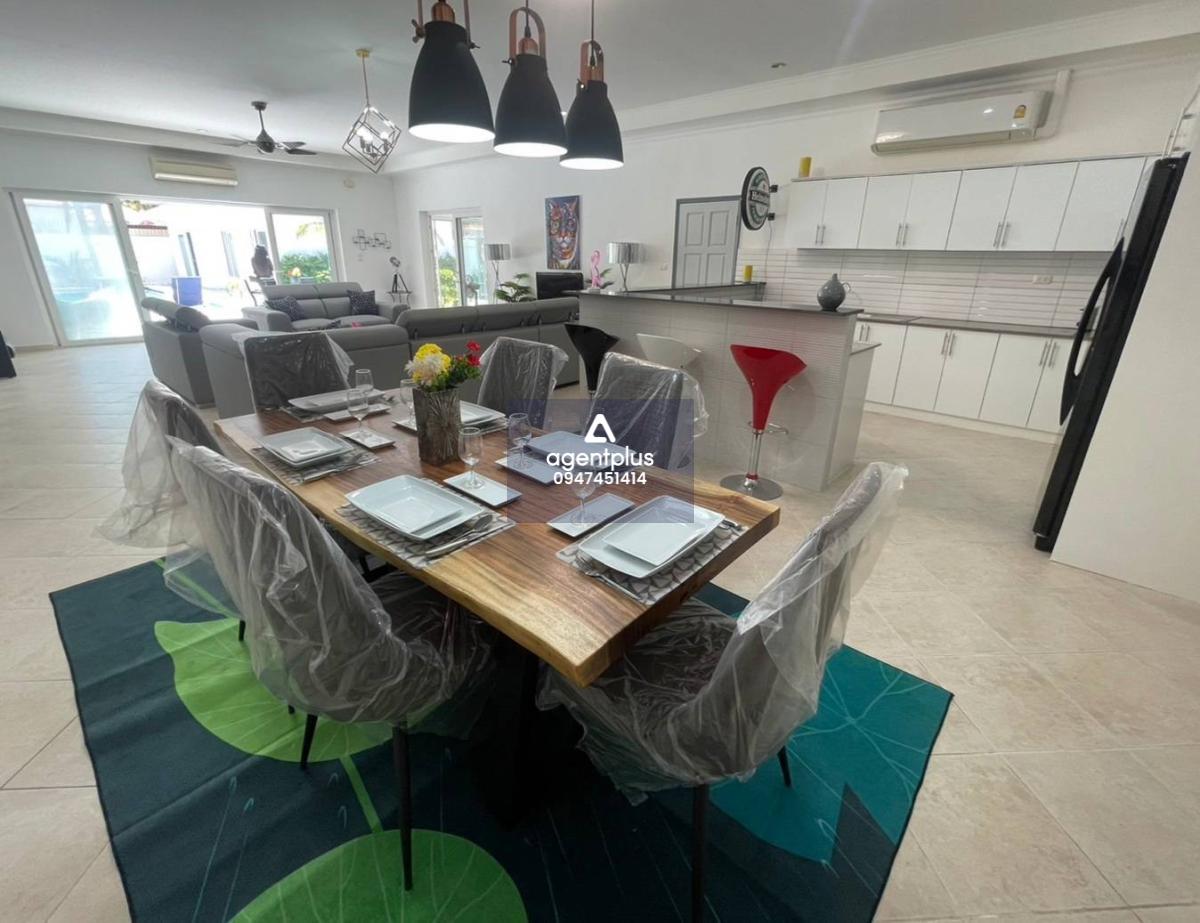 วิลล่าหลังใหญ่ ติดทะเล บนเขาพระตำหนัก Majestic Residence พัทยา