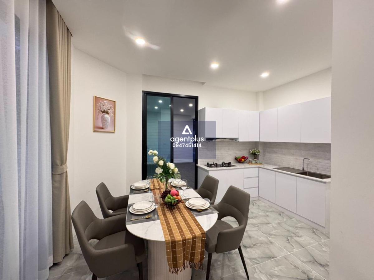 ขาย บ้านเดี่ยวสร้างใหม่ พัทยารุ่งเรือง พร้อมเฟอร์นิเจอร์บิ้วอิน ของแต่ง พร้อมเข้าอยู่