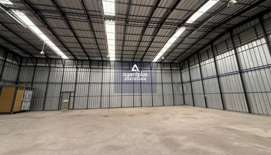 *โกดังว่างให้เช่า HR18 O โรงงาน พื้นที่ 300 ตร.ม บางขุนเทียน