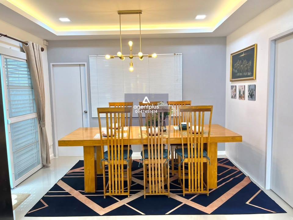 ห้เช่าบ้านแฝด สไตล์บ้านเดี่ยว | ทำเลบางละมุง | Pet Friendly 