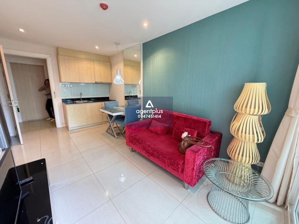 ให้เช่าคอนโด Grand Caribbien พระตำหนัก วิวสระ เฟอร์ครบ