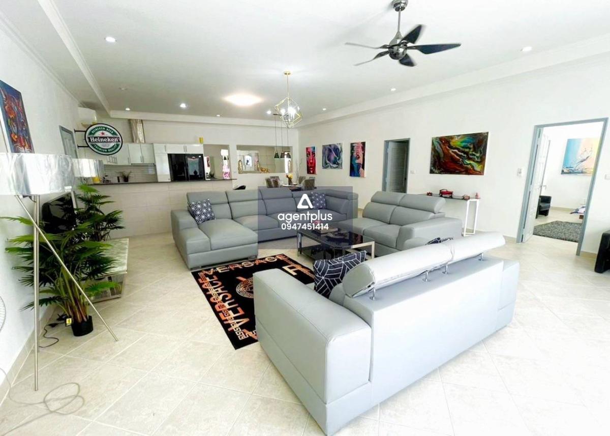 วิลล่าหลังใหญ่ ติดทะเล บนเขาพระตำหนัก Majestic Residence พัทยา