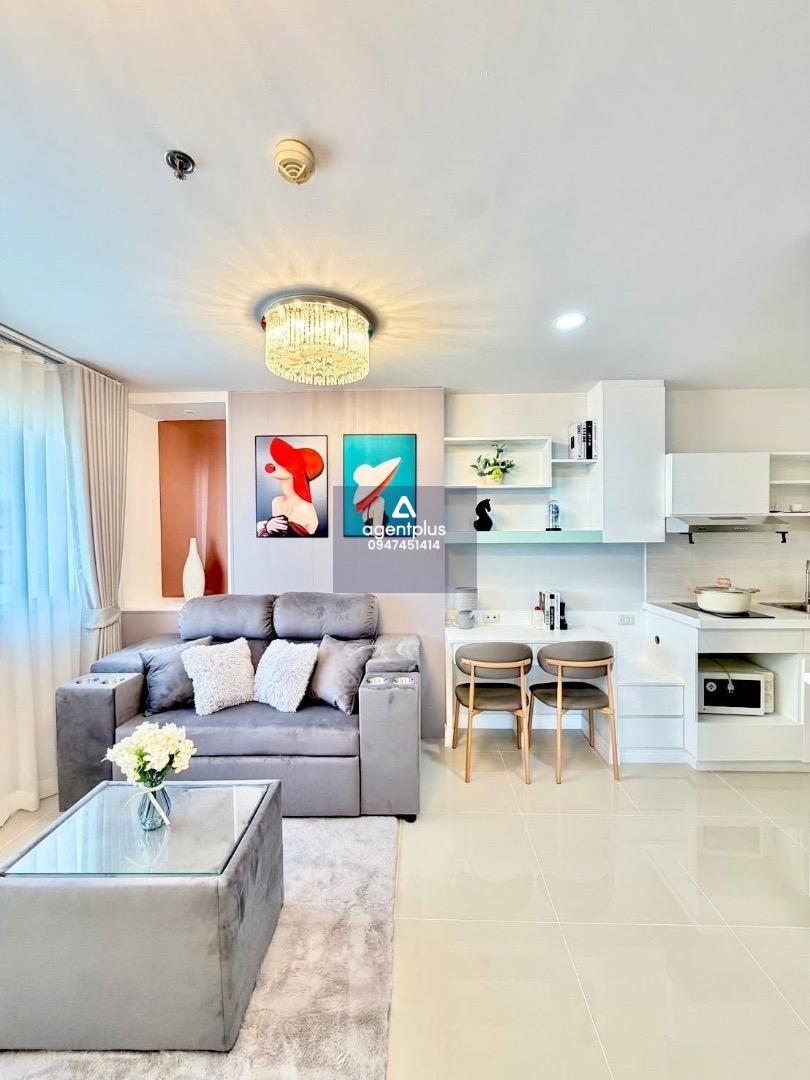 ✨ ขายด่วน! คอนโดทำเลทอง พัทยาเหนือ ✨  🏢 โครงการ: ลุมพินี คอนโดทาวน์ พัทยาเหนือ-สุขุมวิท