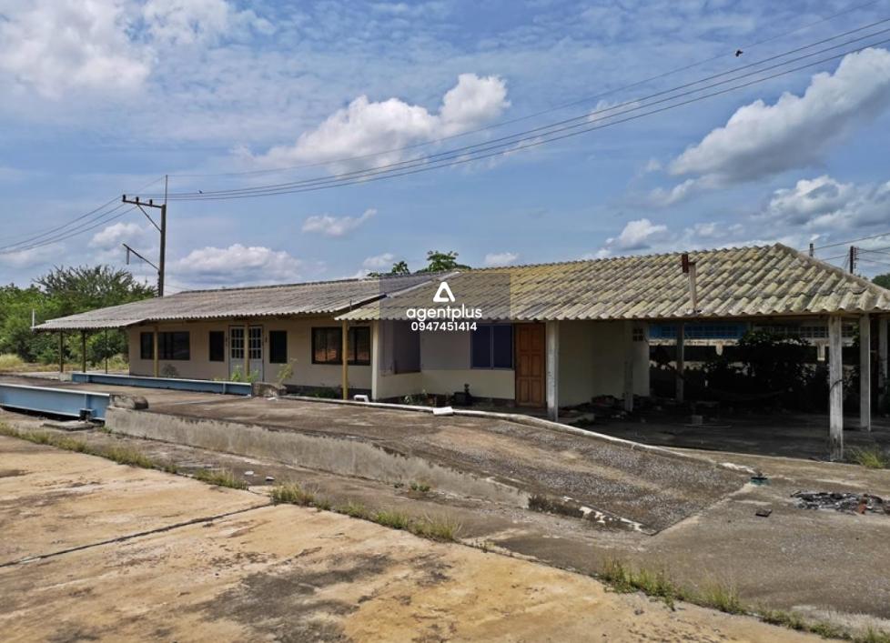 ที่ดินพร้อมอาคารโรงงานและสำนักงาน แยกจากถ.พหลโยธิน ประมาณ 1.5 กม.