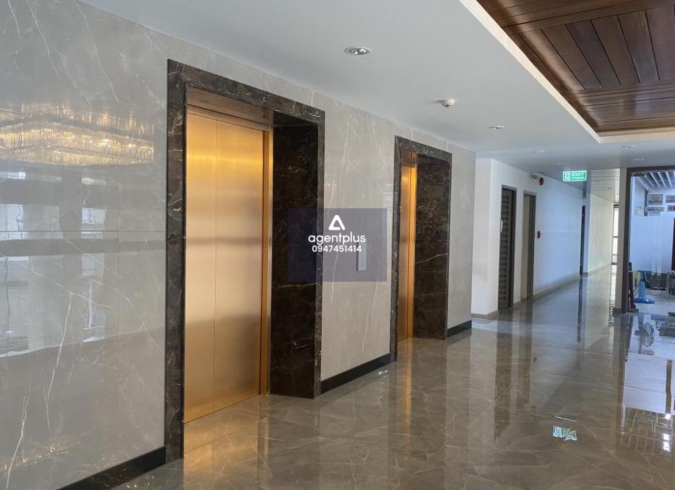 ให้เช่าพื้นที่สำนักงาน อาคาร ไนซ์ 2 ขนาด 90-200 ตรม 5 นาที จาก MRT สุทธิสาร